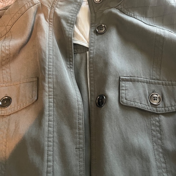 Willow and Clay Army Green Large Button Jacket with Pockets Unlined Lyocell - Picture 4 of 7